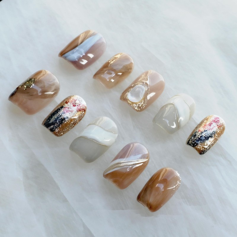 GLORS Short Nail Tips, Brown & White Marble Pattern with