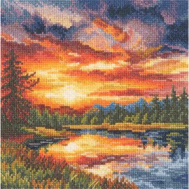 RTO Mouline DMC 117 AIDA 16ct Zweigart Cross Stitch Kit, Forest Lake Landscape Design, 15.5 x 15.5 cm, Embroidery Kit