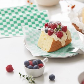 GeeRic Valentine's Day Waxed Deli Paper Sheets 12 * 12 Inch for Candies, 200 Pcs Food Basket Liners for Sandwiches, 2026 Burgers Wrap Wax Papers Checkered Green