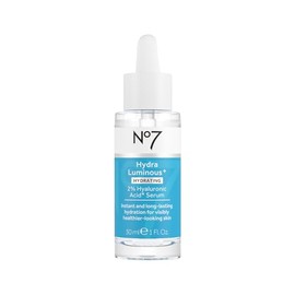 No7 Suero hidratante facial con ácido hialurónico al 2% HydraLuminous+ y niacinamida con un 5% de vitamina B3 para ayudar a reparar la barrera cutánea. Para una piel visiblemente radiante y de as