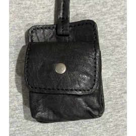 Free People Street Sounds Black Leather Case For Airpods  + Earbuds NWOT $28