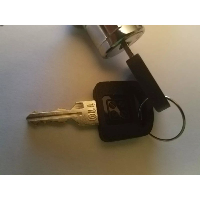 Armstrong Lock 10 pcs Sliding Glass Door Ratchet Lock Keyed