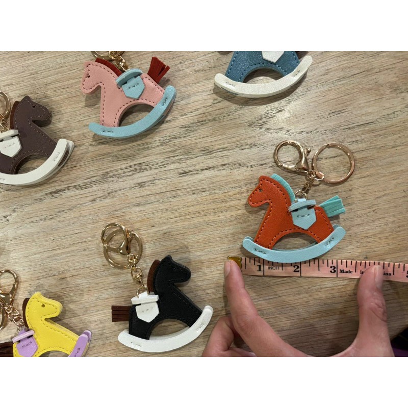 horse key chains Chestnut/orang