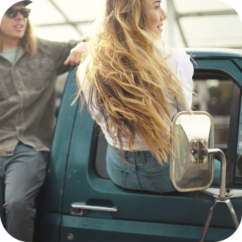 Sun Bum Dry Texture Spray | Vegan and Cruelty Free