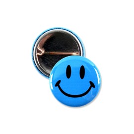 Smiley Face Pinback Buttons – Classic Round Badge, Durable Metal with Secure Pinback, Ideal for Backpacks and Clothing – Emoji Novelty Pins for Parties, Giveaways and Everyday Wear, 1 Inch (25 Pack)