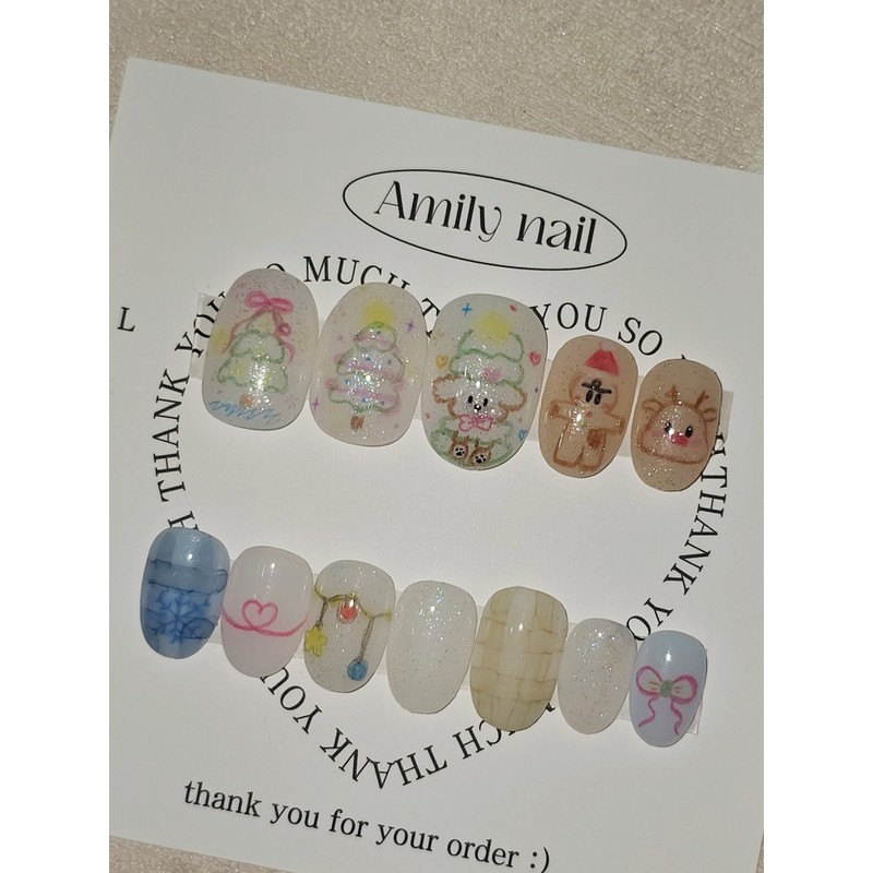 Cozy Christmas drawing [Handmade nail tip] Emily Nail - Medium
