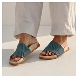 Vionic Women's Evie Knit Slide Sandal, Bodega Blue, 10