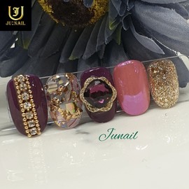 Purple mother-of-pearl handmade nail tips - Short almond / 자주빛자개 수제네일팁 - 숏아몬드