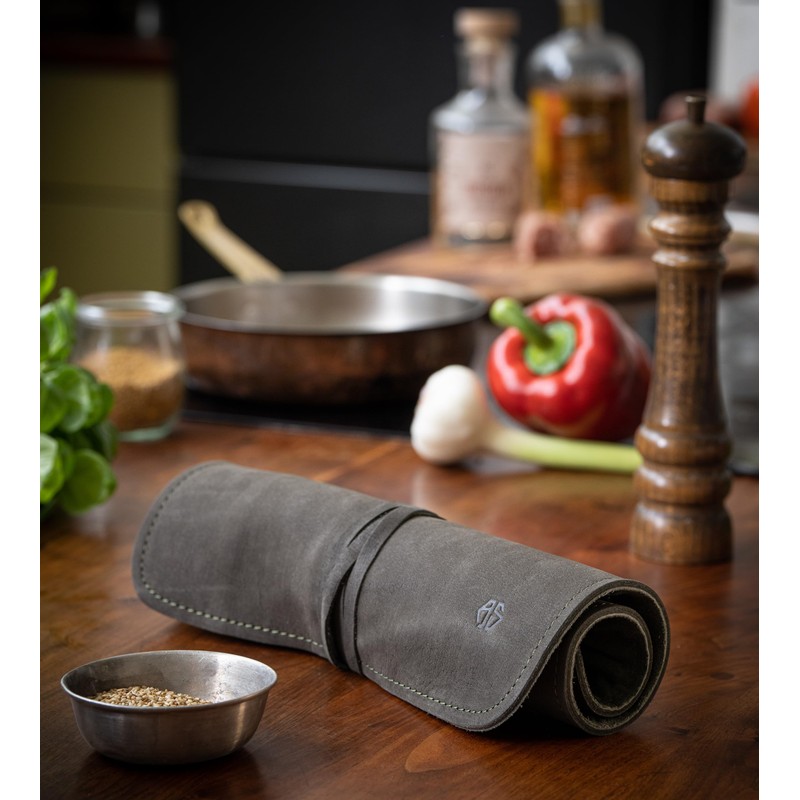 Angus Stoke Knife Roll Bag Genuine Leather – Chef`s knife