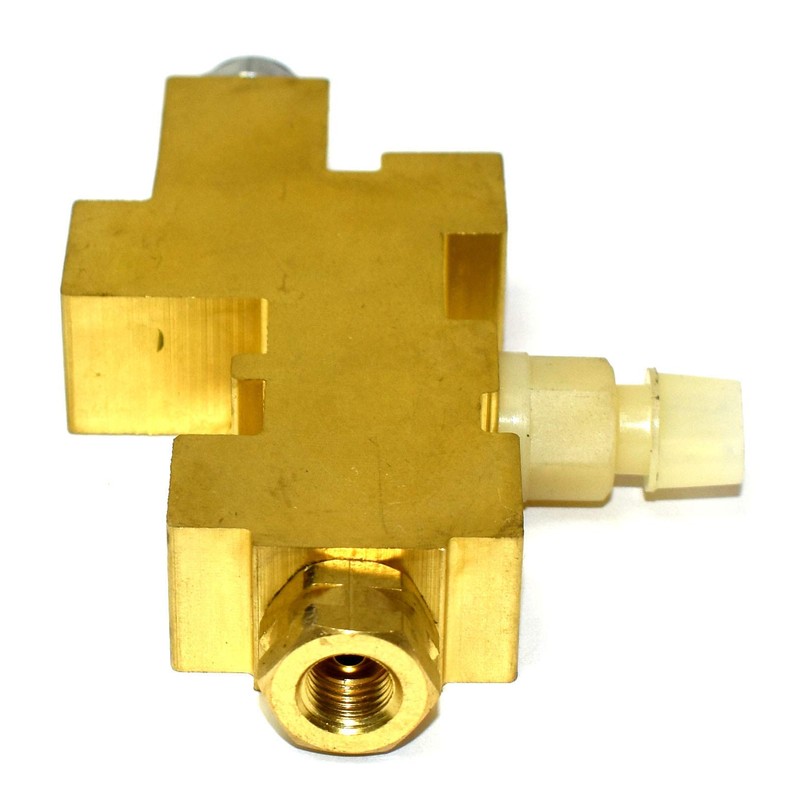 A-Team Performance Adjustable Brake Proportioning Valve - 1/2" & 7/16"