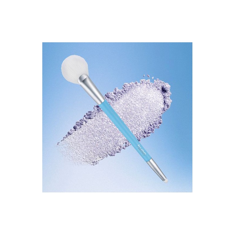 fwee Featherlike Dual Highlighter Brush - fwee Featherlike Dual Highlighter