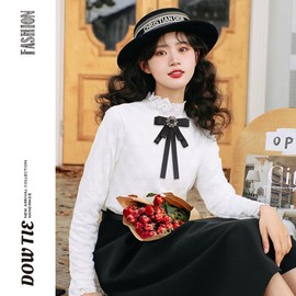 JKQBUX Elegant Crystal Bow Brooch Pre-Tied Neck Tie Brooch Pin Satin Ribbon Bow Tie for Women Wedding Party Bow Tie