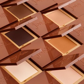 JUVIA'S PLACE I am Magic Powder Foundation - Shade: VL3 Santaigo