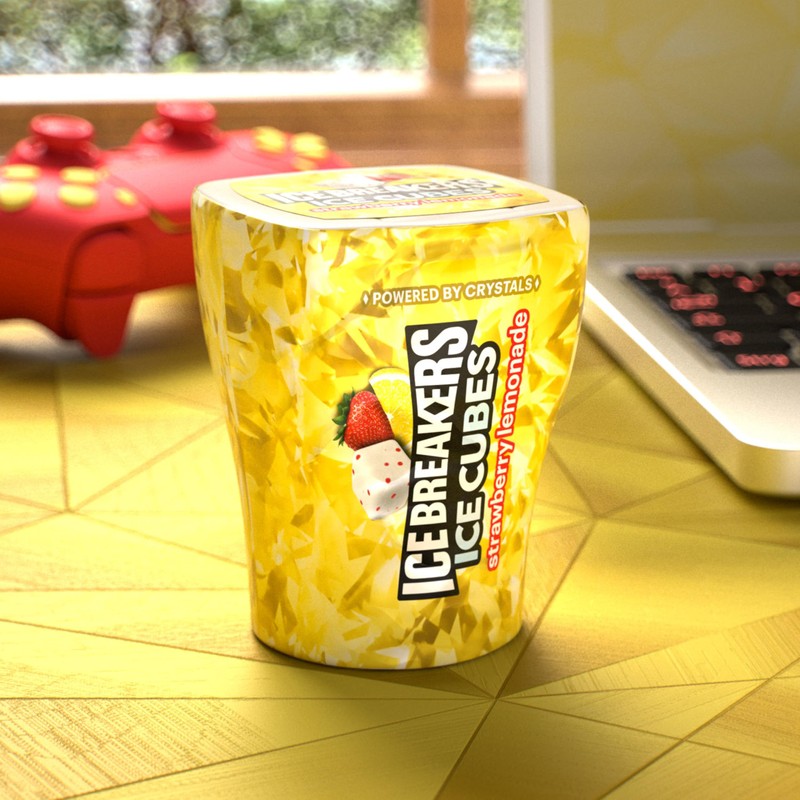 ICE BREAKERS Ice Cubes Strawberry Lemonade Sugar Free Chewing Gum