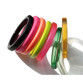 COLORFUL BLING Candy Color Resin Bangle Cuff Acrylic Neon Bangle Bracelet Wristband for Women Simple Geometric Wrist Wrap Jewelry-black
