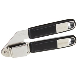 Fackelmann SENSE Garlic Press, Zinc Plated Function Head with Plastic Non-Slip Soft Touch Handle, 3.5x7.9x22cm, Silver & Black