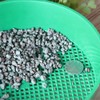 Calayu Plastic Garden Sieve, Earth Sieve Handheld Stone Sand Sieve