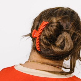 KAXI Hold Everything Midi Hair Claw, Perfect for Thick & Thin Hair Straight, Wavy & Curly, Strong Clip With 44 teeth & Many Colors to Choose (Red)