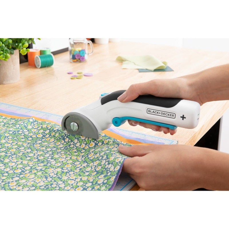 Black+Decker 3.6V Cordless Rotary Cutter Multicolor