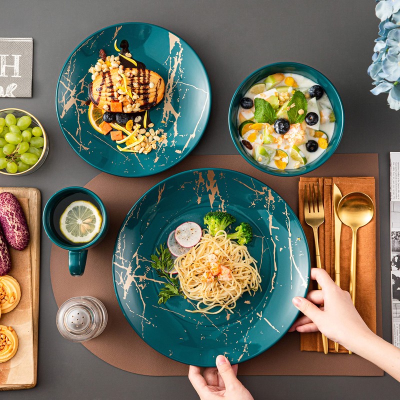 LOVECASA Porcelain Dinnerware Sets for 4, 16 PCS Plates and