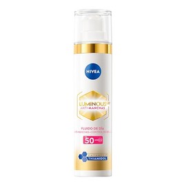 NIVEA Cellular LUMINOUS630 Anti-manchas Fluido Facial Aclarador de Piel FPS50 (40 ml), Enriquecido Con Ácido Hialurónico y Vitamina E para una Piel Luminosa sin manchas por Edad, Solares ni Hormonales