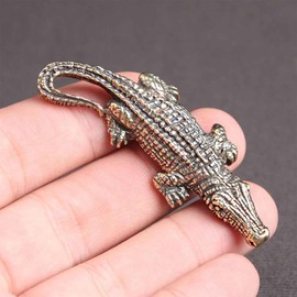 SnowOwl 1Pcs Gold Crocodile Figurine Brass Small Statue House Sculptures Ornament Animal Figurines Desktop Ornament for Rustic Office Home Decor Wall Art Gift (Crocodile-02)