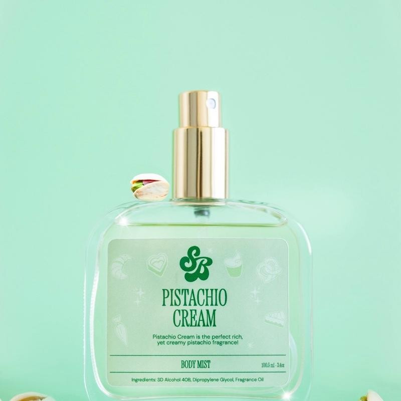 The Skincare Bakery: MACARON MIST INTENSE BODY:_Enchanted Berry