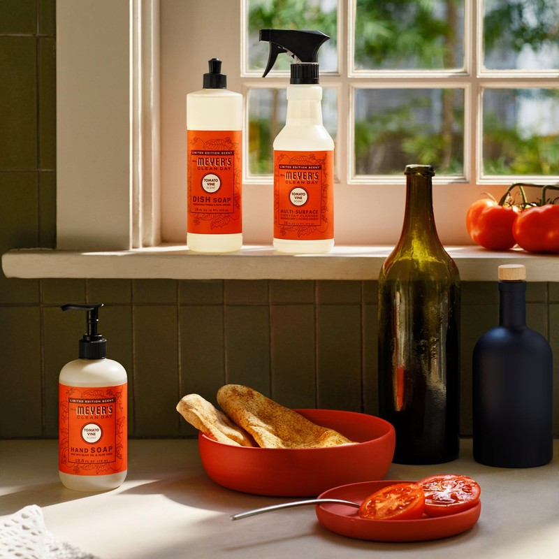 MRS. MEYER'S CLEAN DAY Liquid Hand Soap, Tomato Vine Scent,