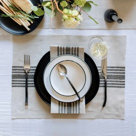 Solino Home Linen Placemats Set of 4 - Farmhouse Black and Natural Placemats 14 x 19 Inch - 100% Pure Linen Table Mats