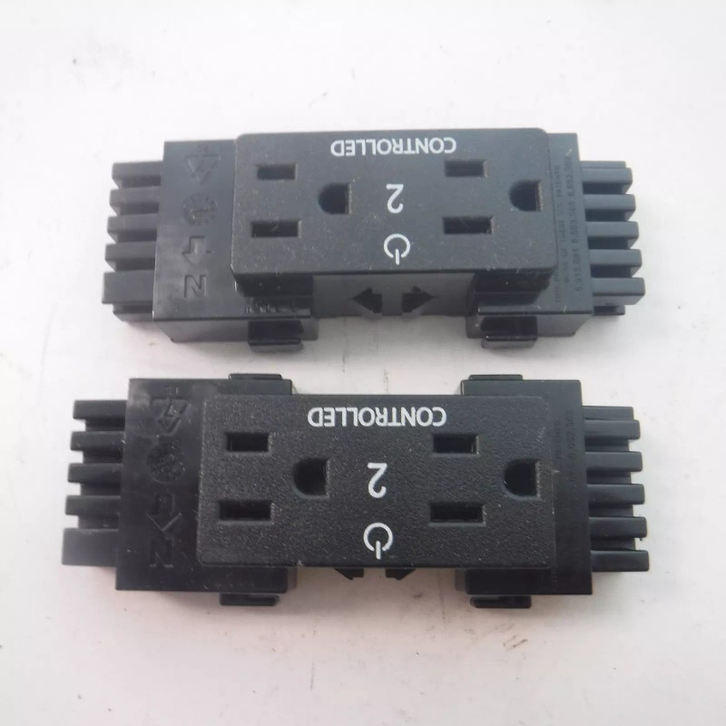 Dekko 2 Pack Dekko 15A Receptacle Decorator Faces 280453 10-Wire