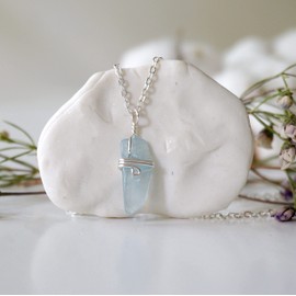 Designs by Nature Gems Handmade Women’s Aquamarine Charm Necklace 18 inch Chain Silver Plated, March & July Birthstone