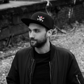 Tijeyi Snapback Hats for Men Flat Bill Black Adjustable Baseball Cap Trucker Hat for Dad American Flag Pirate Skull Caps Cool