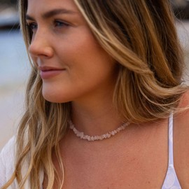 Purelei® Rose Quartz Necklace, Women's Necklace Made of Durable Stainless Steel, Waterproof Natural Rose Quartz Chip Chain, 35-40 cm Length Adjustable, Stainless Steel, Quartz