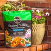 Miracle-Gro Expand 'N Gro Concentrated Planting Mix, .67 cu. ft.