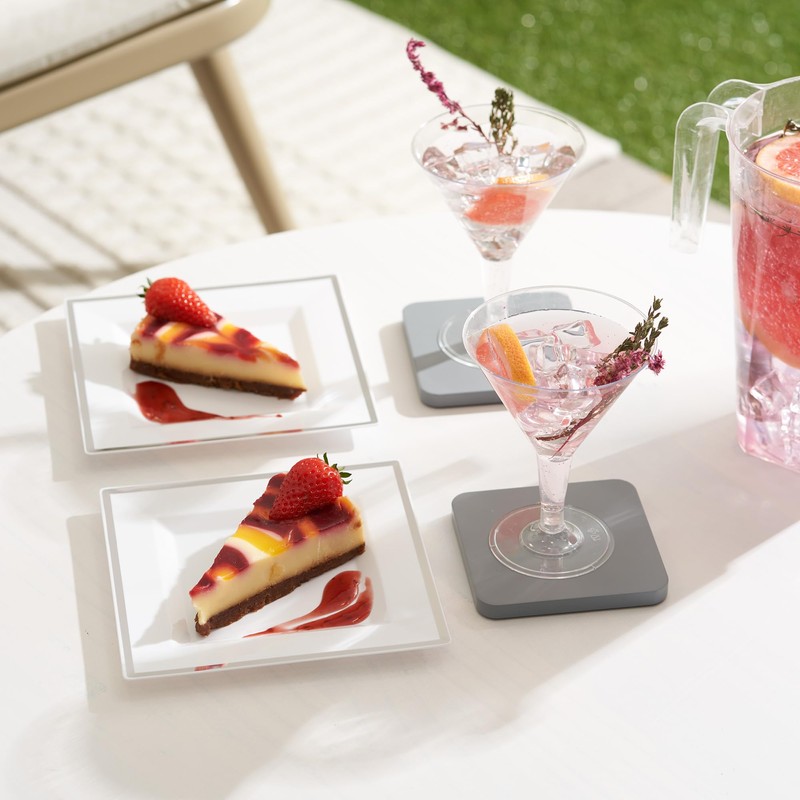 MATANA - 20 Square Plastic Small Dinner Party Plates, Silver