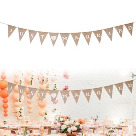 JUST MARRIED Burlap Banner Brown Wedding Banner Bunting Fabric Triangle Flags with 12PCS Jute Triangle Pennants Vintage Cloth Rustic Linen Garlands for Rustic Wedding Party Engagement Party Decoration
