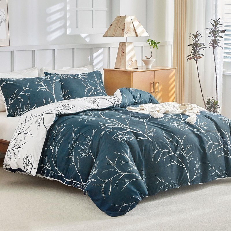 Lekesky Reversible Duvet Cover King Size, Dark Blue White Thin