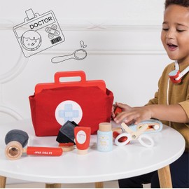 Le Toy Van - Kids Wooden Educational Pretend Play Honeybake Doctor's Medical Play Set Kit | Kids Pretend Play Role Play For Boys And Girls | 3 Year Old +, 8.66" x 5.70" x 5.90" (TV292), Red