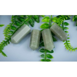 Connectco Crystals Green Aventurine Crystal Tower Point, 1.5 Inches Tall