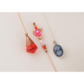 Alilang Classic Vintage 3Pcs Hat Brooch Pin Set with Rhinestone and Pearl Accents for Scarves and Hats Lapel Pin Accessories, 3pcs Cameo