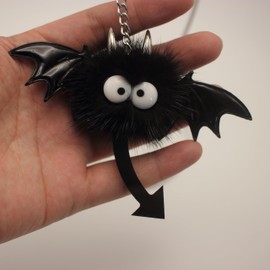 Fosrion Luxurious Water Mink Fur Bat Monster Bag Charm with Shiny Zinc Alloy Keyring (Black)