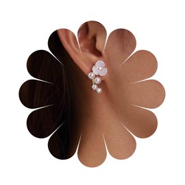 Aneneiceera Vintage Flower Pearl Stud Earrings Gold Pearl Flower Earring Floral Pearl Earring Acrylic Petal Earrings Jewelry for Women