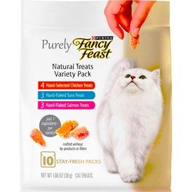 Aurora Pet Bundle Pack (4) Fancy Feast Purely Natural Variety Cat Treats with AuroraPet Cat Toy (Assorted)