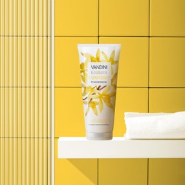 VANDINI COMFORT Pflegedusche Damen 200 ml mit Vanilleblüte & Macadamiaöl - Duschgel für trockene, anspruchsvolle Haut - vegan, ohne Parabene & Silikone, dermatologisch bestätigt, Made in Germany