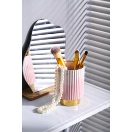 IEEK - Organizador de brochas de maquillaje rosa y dorado, brochas de cosméticos de vidrio, recipiente para lápices de cejas, almacenamiento de brochas de rayas de estilo europeo, decoración de cerámica para baño, cambiador y computadora