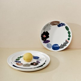 Generic ALIVEDESIGN Plates, Nordic Design with Handcrafted Porcelain, Midsummer Night's Dream (Standard: φ22xH2cm), White, ALIVE005