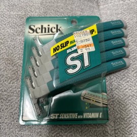 Schick No Slip Rubber Grip Slim Twin ST Sensitive With Vitamin E - 5 Pack- NOS
