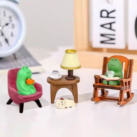 Charming Mini Frog Figurine Set – Adorable Desk & Room Decor, for Frog Lovers (Happy Family)