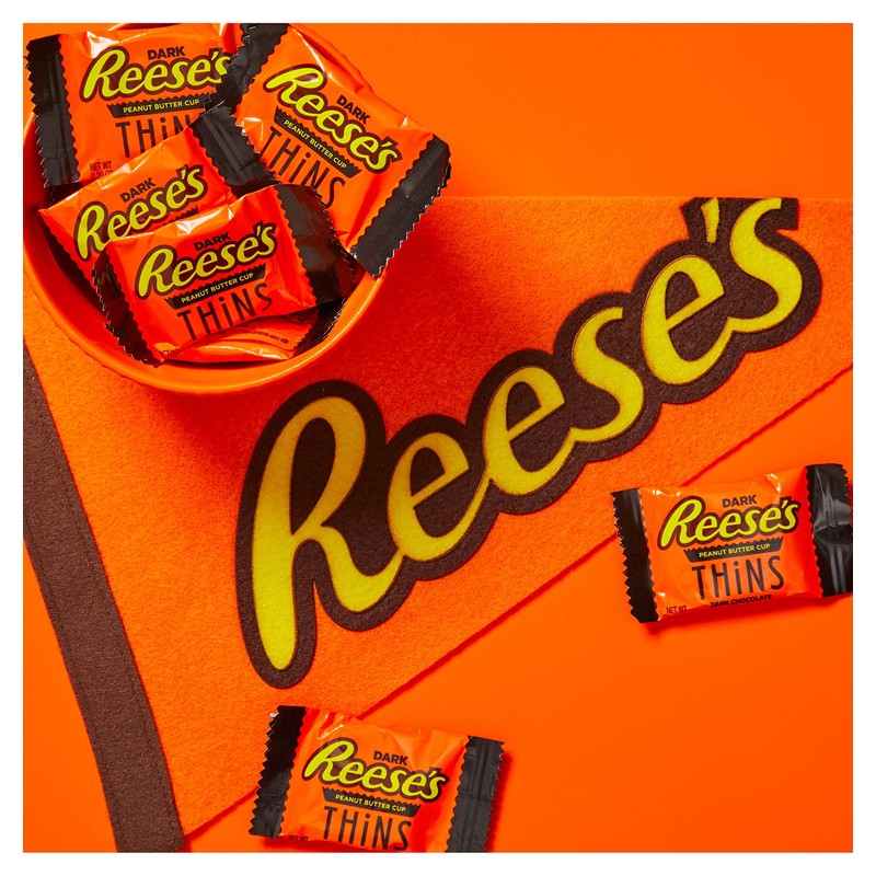 Reese's Thins Peanut Butter Cups Dark Chocolate, 165g/5.8 oz., {Imported