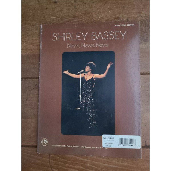 Shirley Bassey Never,Never,Never Piano/Vocal Edition New Music Book (327-29)